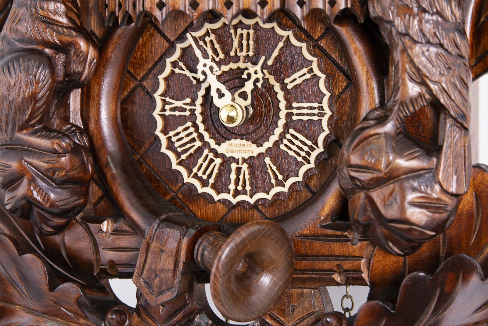 Kuckucksuhr Quarz-Uhrwerk geschnitzt 42cm von Trenkle Uhren